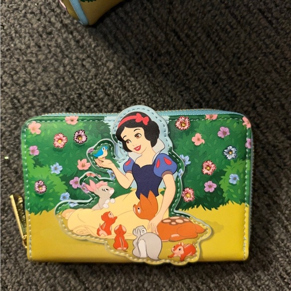 Snow White and the seven dwarfs Disney Loungefly Mini Backpack and wallet set
